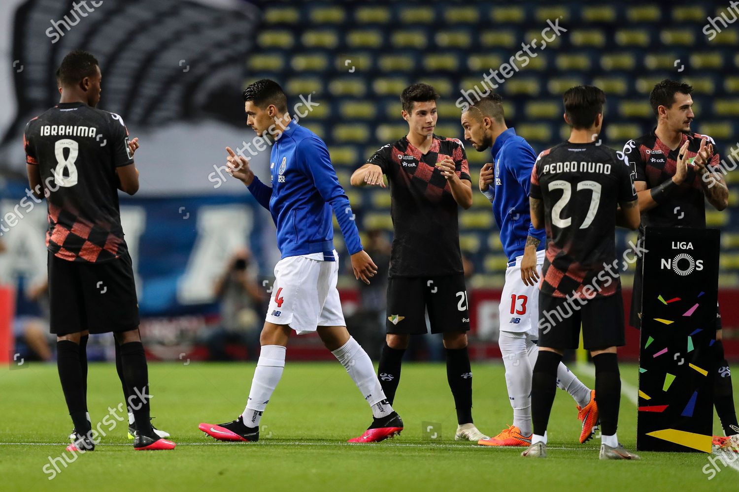 Moreirense Players Applause Portuguese First League Winner Editorial Stock Photo Stock Image Shutterstock