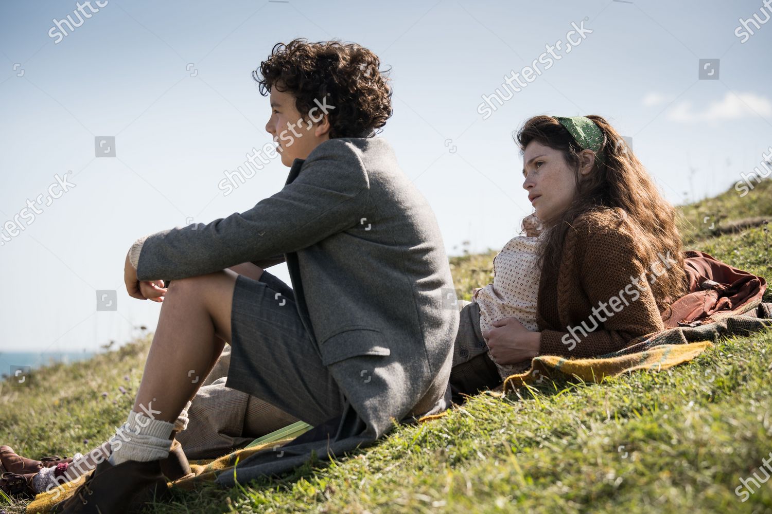Lucas Bond Frank Gemma Arterton Alice Editorial Stock Photo Stock Image Shutterstock