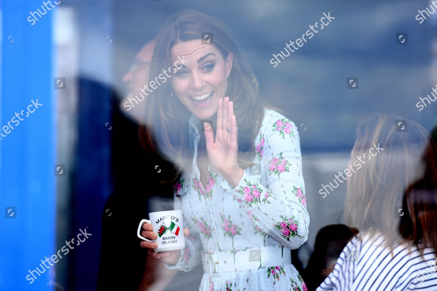 prince-william-and-catherine-duchess-of-cambridge-visit-to-barry-island-wales-uk-shutterstock-editorial-10733869ar.jpg