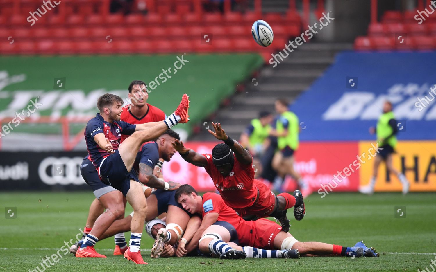 Maro Itoje Saracens Tries Charge Down Kick Editorial Stock Photo Stock Image Shutterstock