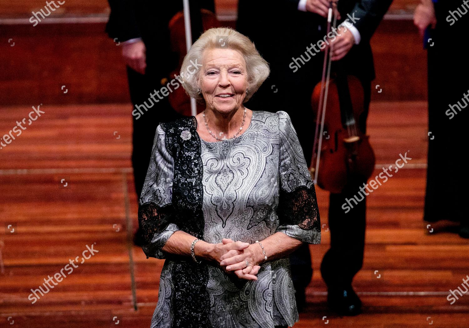 CASA REAL HOLANDESA - Página 54 Princess-beatrix-attends-european-union-youth-orchestra-concert-amsterdam-the-netherlands-shutterstock-editorial-10746364d