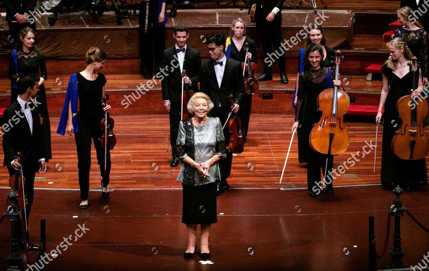 CASA REAL HOLANDESA - Página 54 Princess-beatrix-attends-european-union-youth-orchestra-concert-amsterdam-the-netherlands-shutterstock-editorial-10746364f