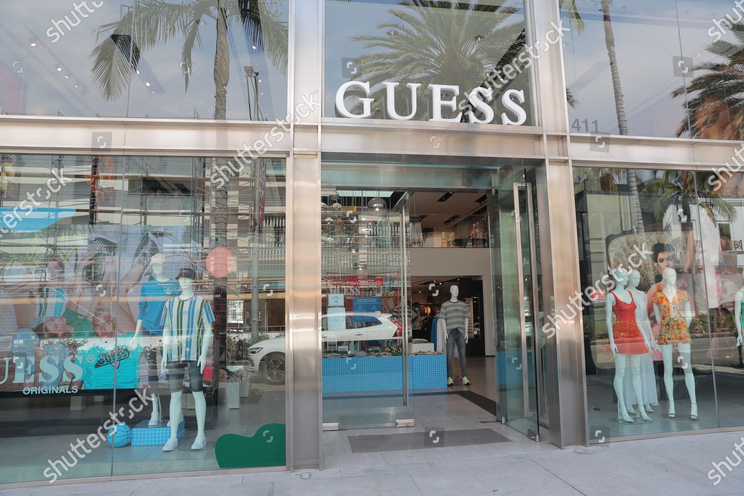 værtinde eksil stak Guess store on Rodeo Drive Beverly Hills Editorial Stock Photo - Stock  Image | Shutterstock