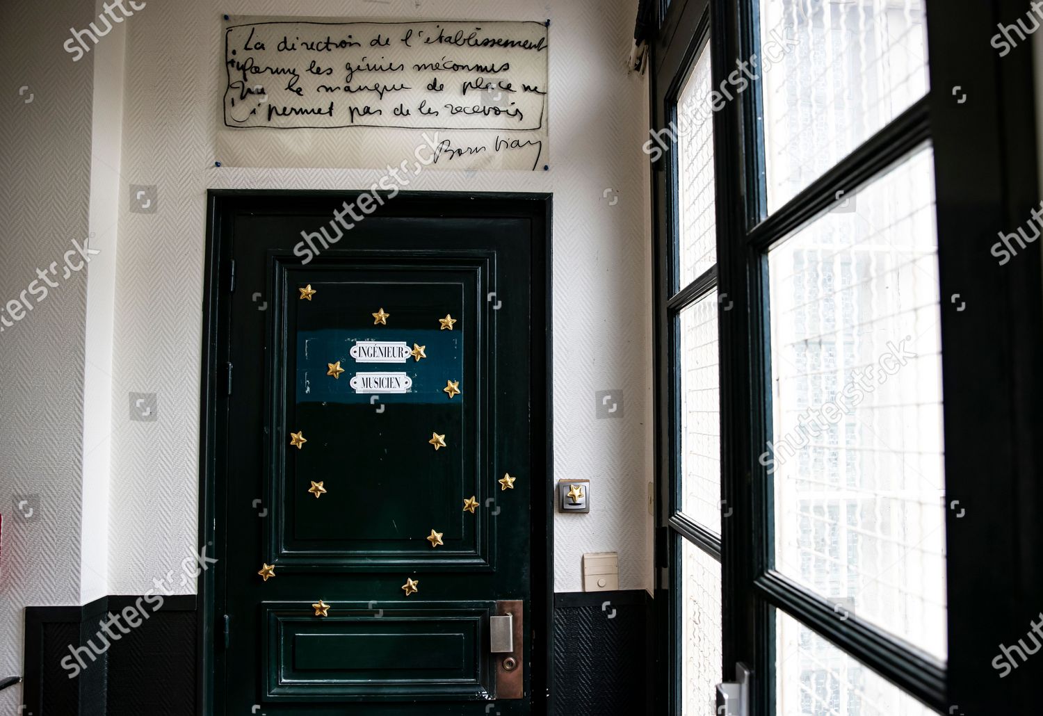 View Front Door Apartment French Writer Poet Editorial Stock Photo Stock Image Shutterstock