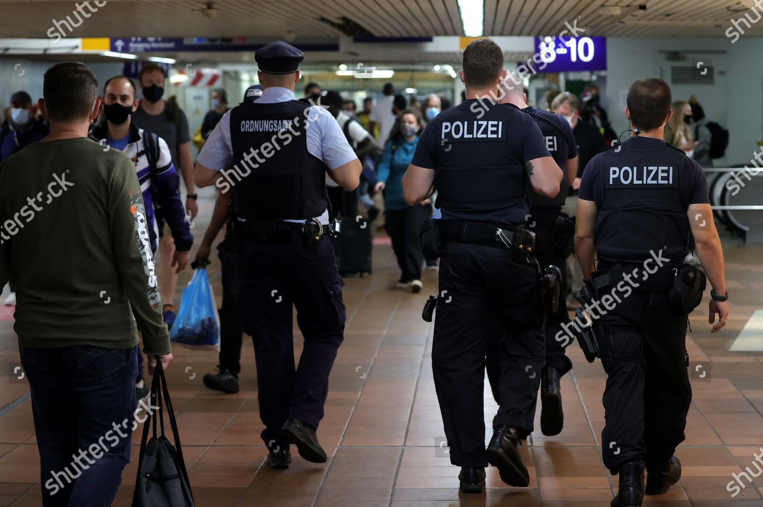 Police Public Order Officers Control Train Editorial Stock Photo ...