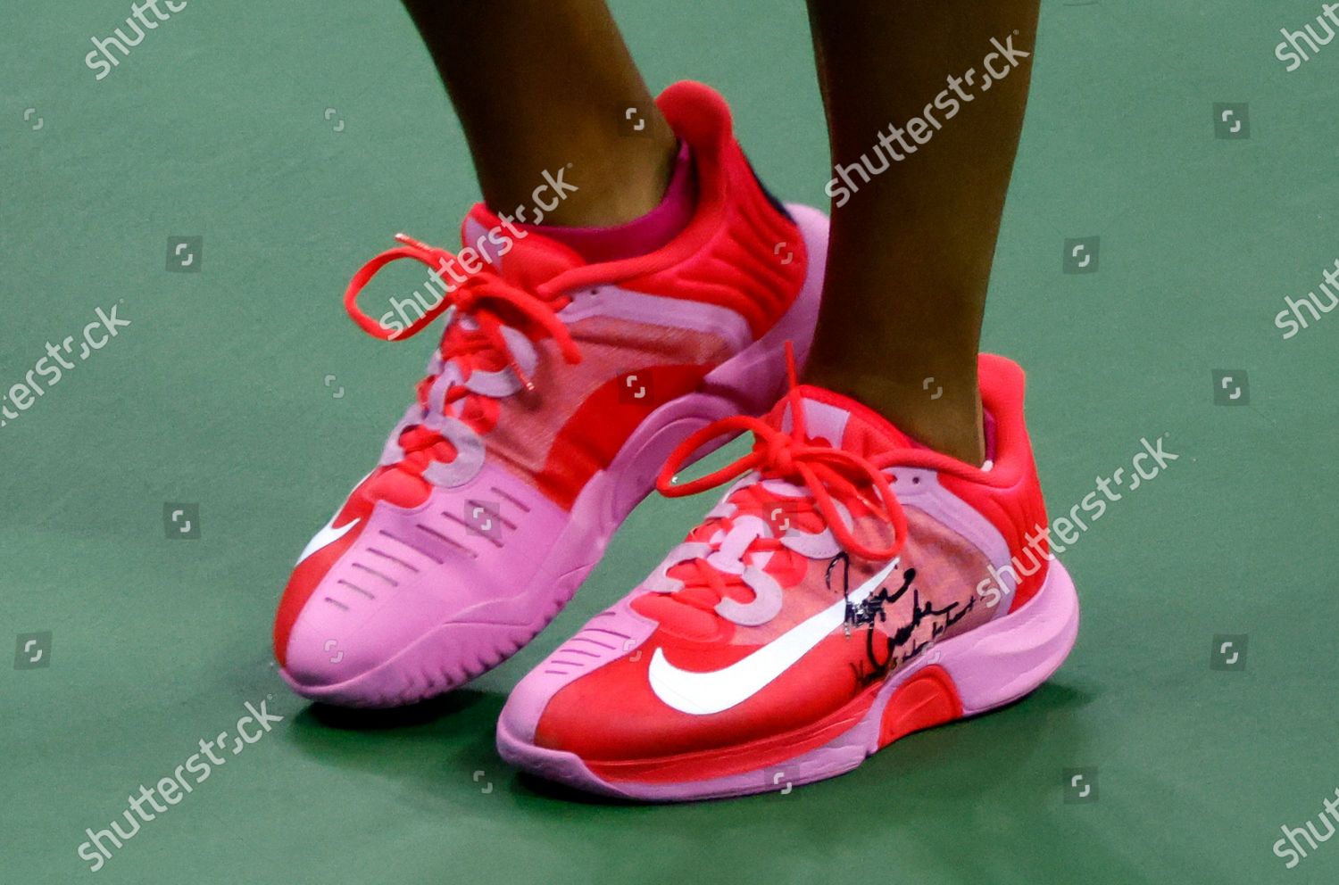 osaka tennis shoes