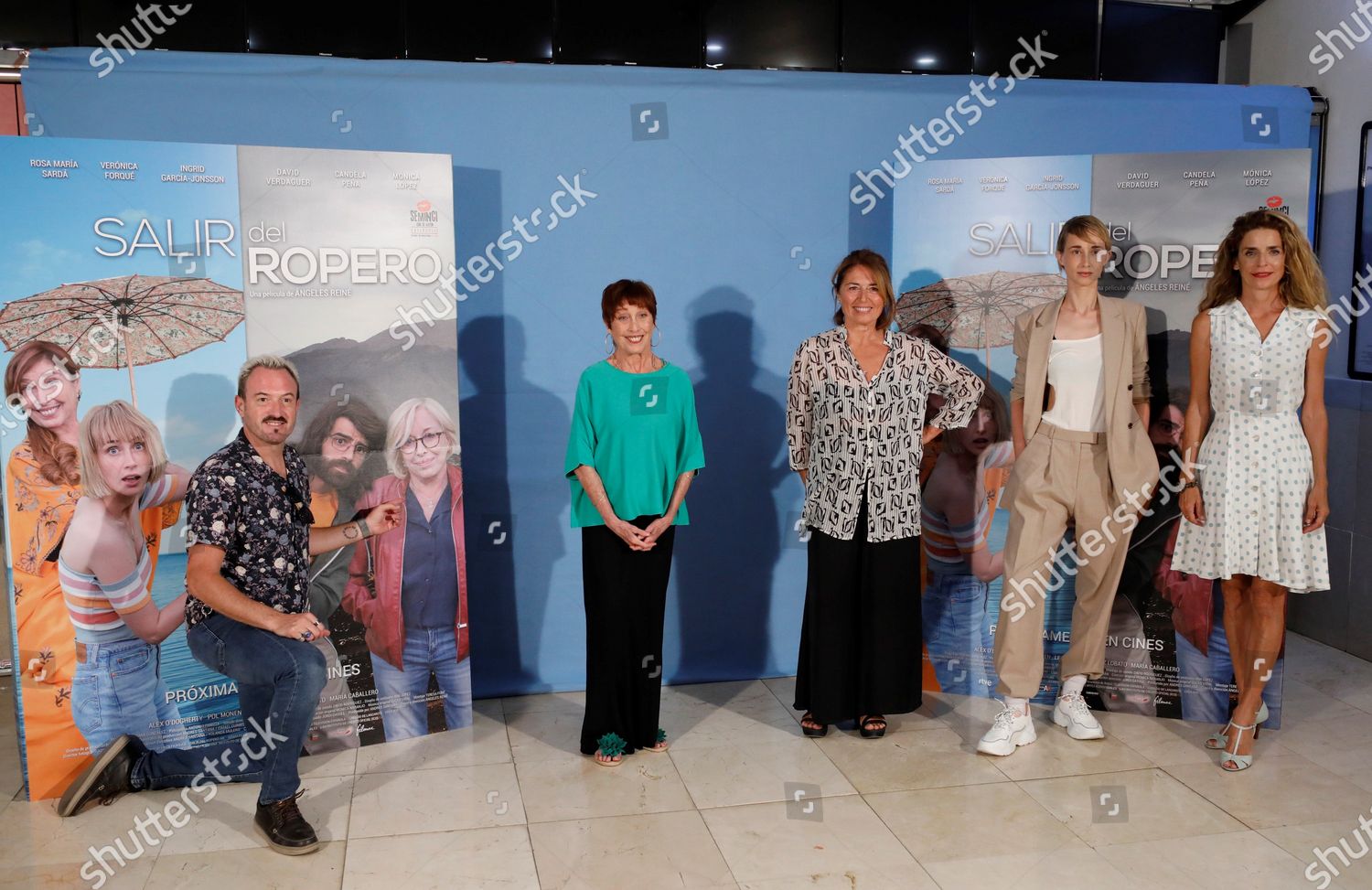 Closet In Spanish
 - Spanish Cast Actors Alex Veronica Forque Film Editorial Stock Photo Stock Image Shutterstock