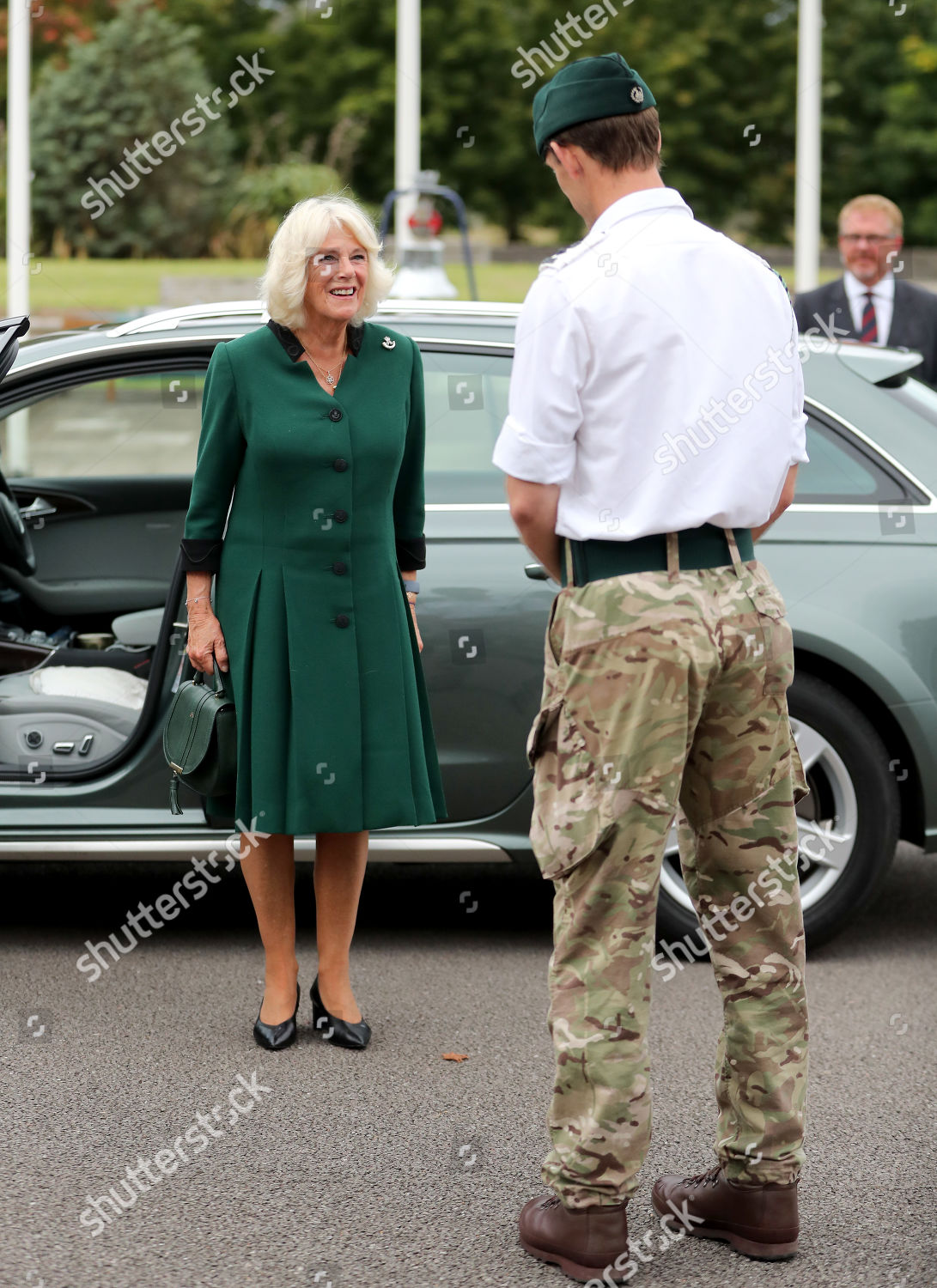 CASA REAL BRITÁNICA - Página 87 The-duchess-of-cornwall-visits-1st-battalion-the-rifles-beachley-barracks-chepstow-wales-shutterstock-editorial-10768638b