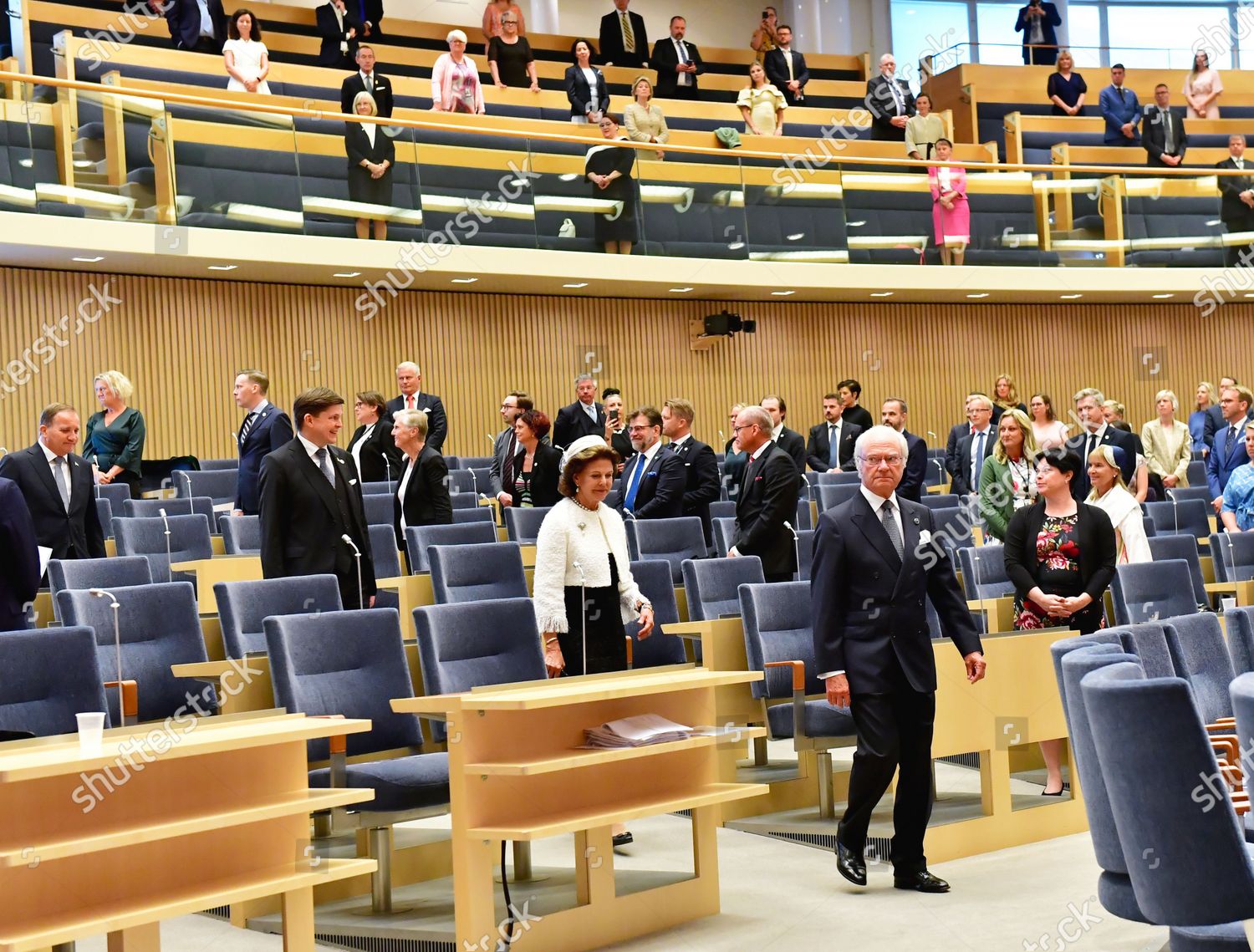 CASA REAL DE SUECIA - Página 63 Opening-of-the-parliamentary-session-stockholm-cathedral-stockholm-sweden-shutterstock-editorial-10769598ai