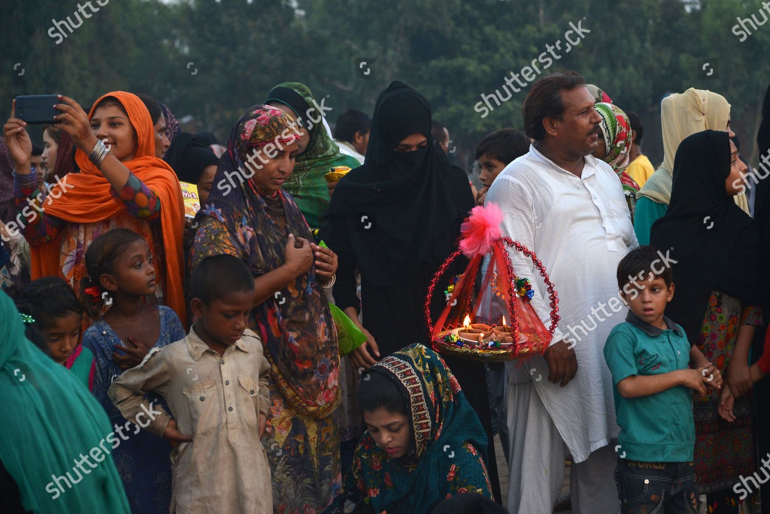 Pakistani Devotees Gather Along Their Symbolic Editorial Stock Photo Stock Image Shutterstock