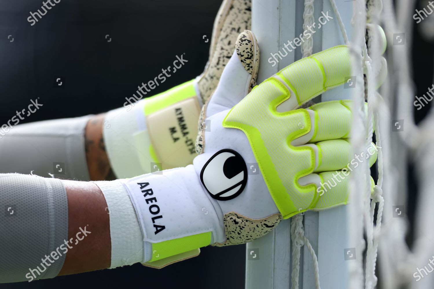 arsenal football gloves