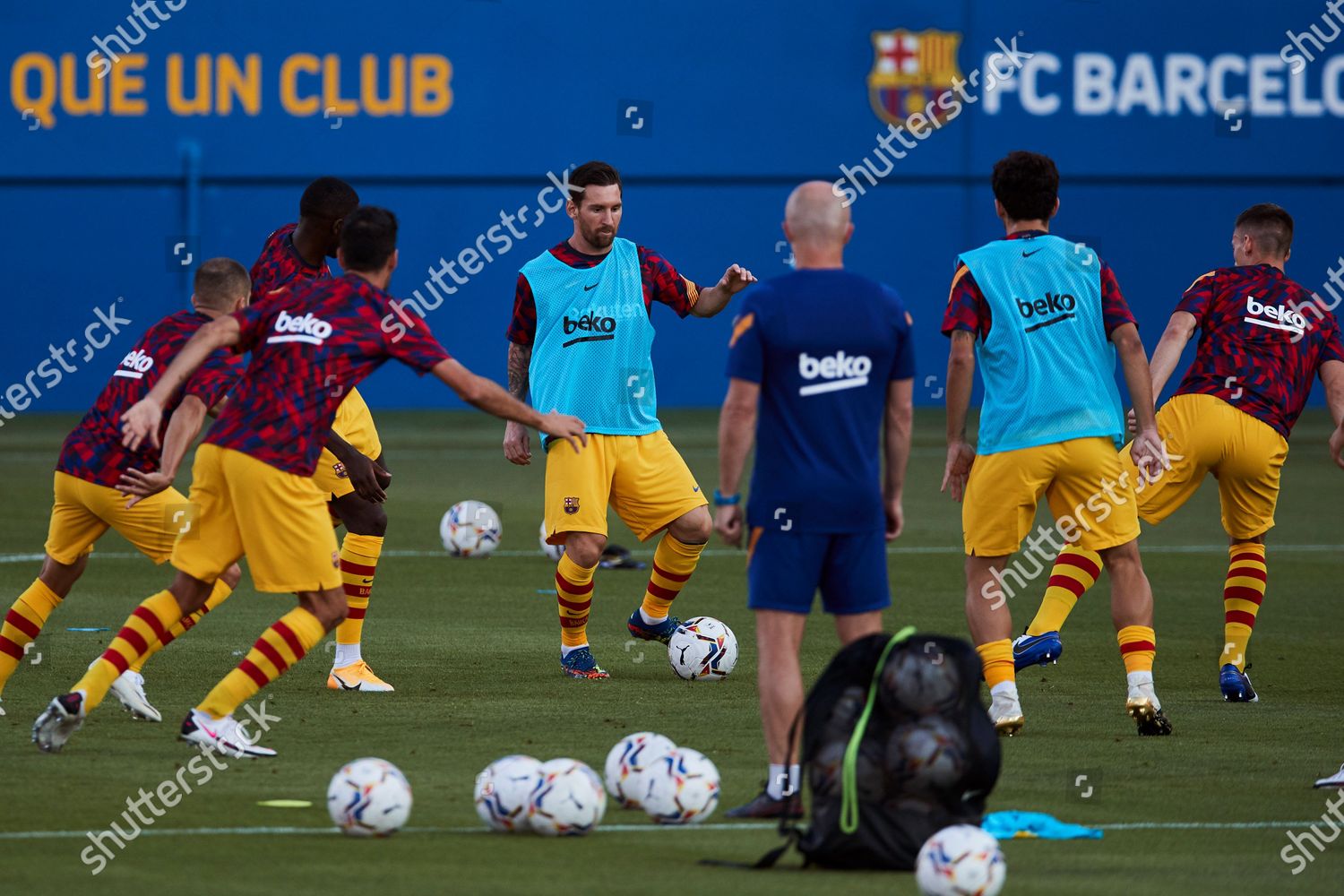 Fc Barcelonas Lionel Messi C Warms Prior Editorial Stock Photo Stock Image Shutterstock