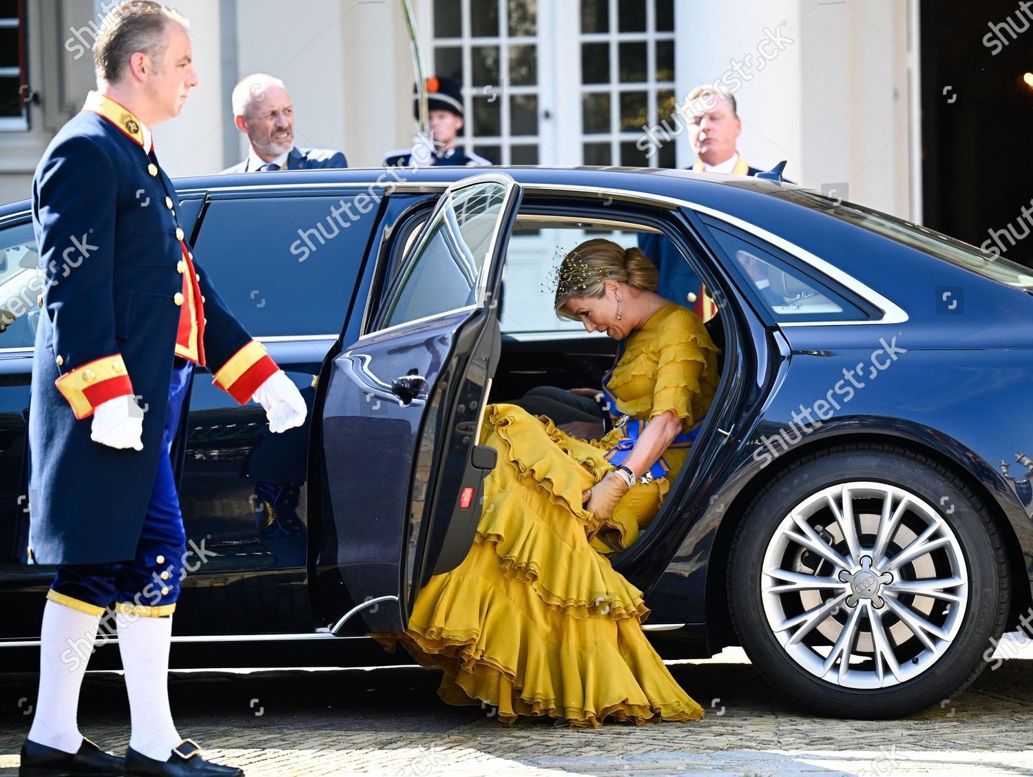 prinsjesdag-ceremony-the-hague-the-netherlands-shutterstock-editorial-10777335j.jpg