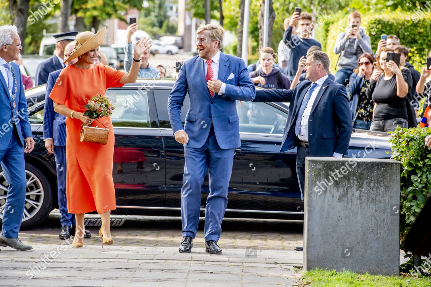 CASA REAL HOLANDESA - Página 66 King-willem-alexander-and-queen-maxima-visit-to-south-east-friesland-the-netherlands-shutterstock-editorial-10779750cq