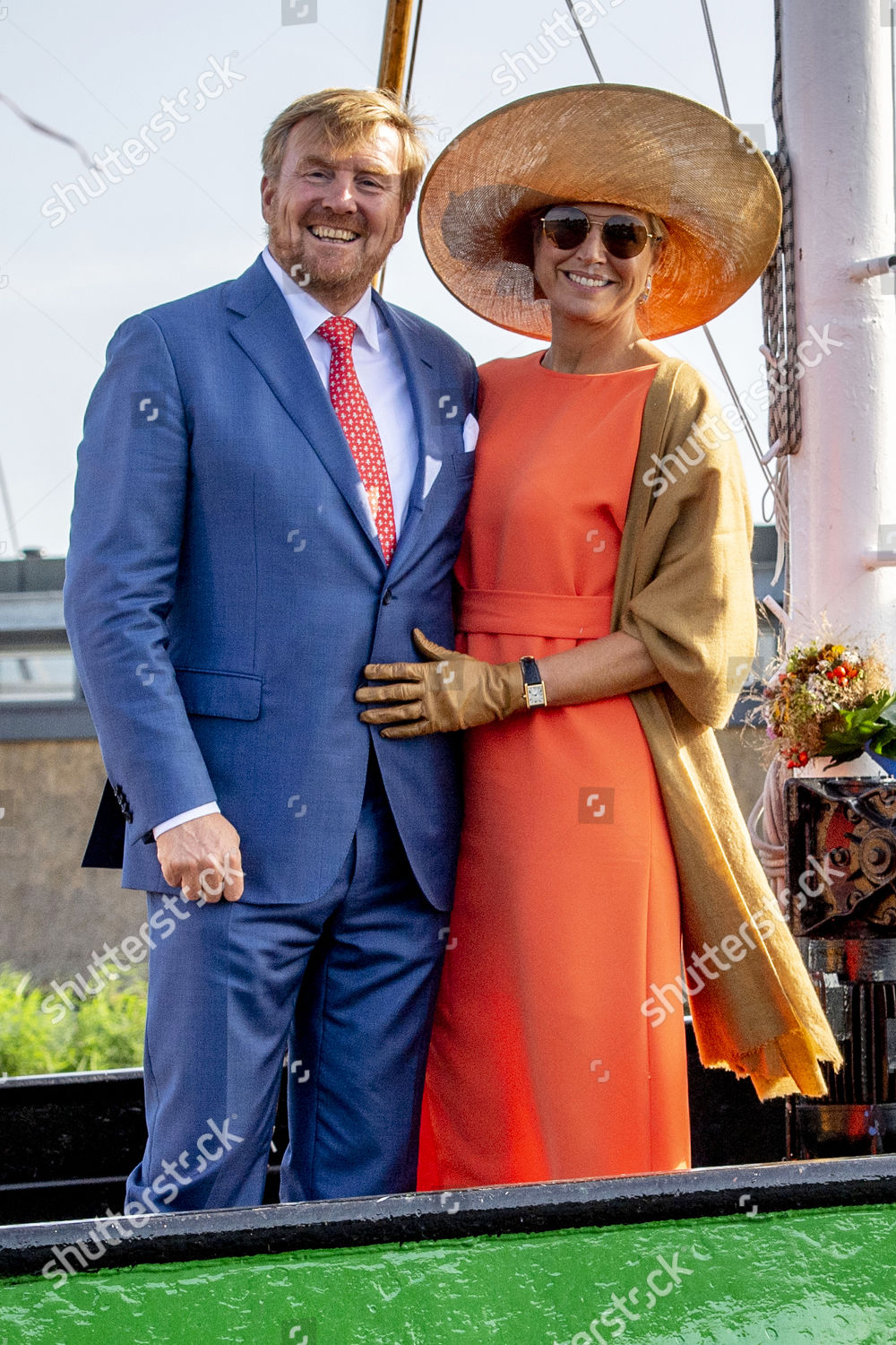 CASA REAL HOLANDESA - Página 66 King-willem-alexander-and-queen-maxima-visit-to-south-east-friesland-the-netherlands-shutterstock-editorial-10779750dr