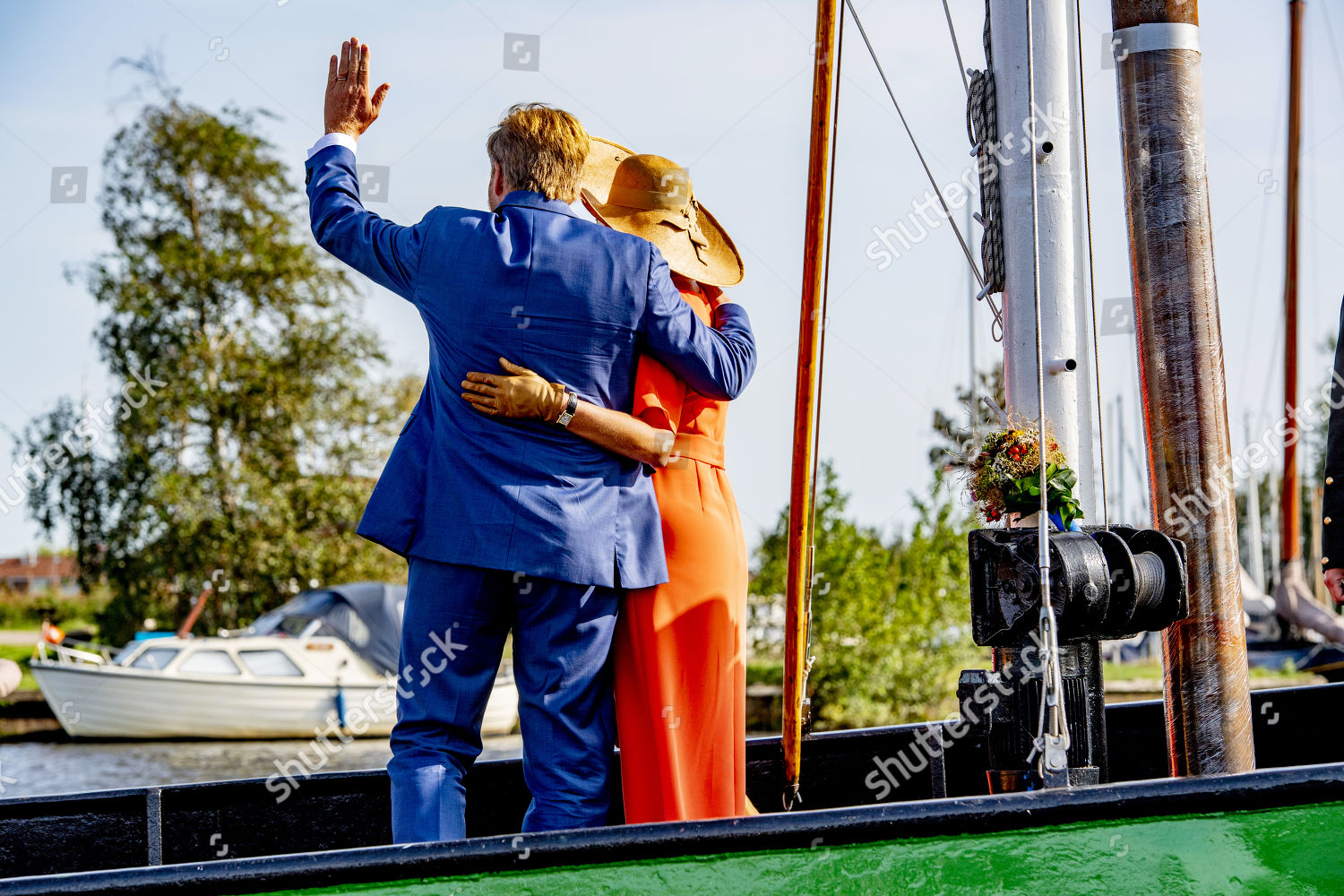 CASA REAL HOLANDESA - Página 66 King-willem-alexander-and-queen-maxima-visit-to-south-east-friesland-the-netherlands-shutterstock-editorial-10779750dy