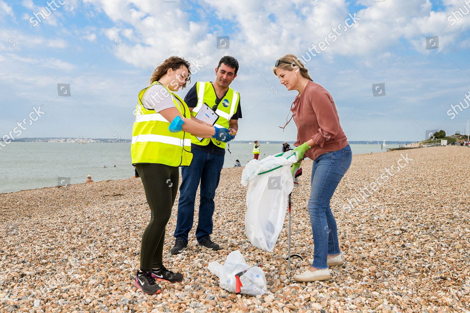 prince-edward-and-sophie-countess-of-wessex-great-british-beach-clean-southsea-beach-portsmouth-uk-shutterstock-editorial-10782998aj.jpg