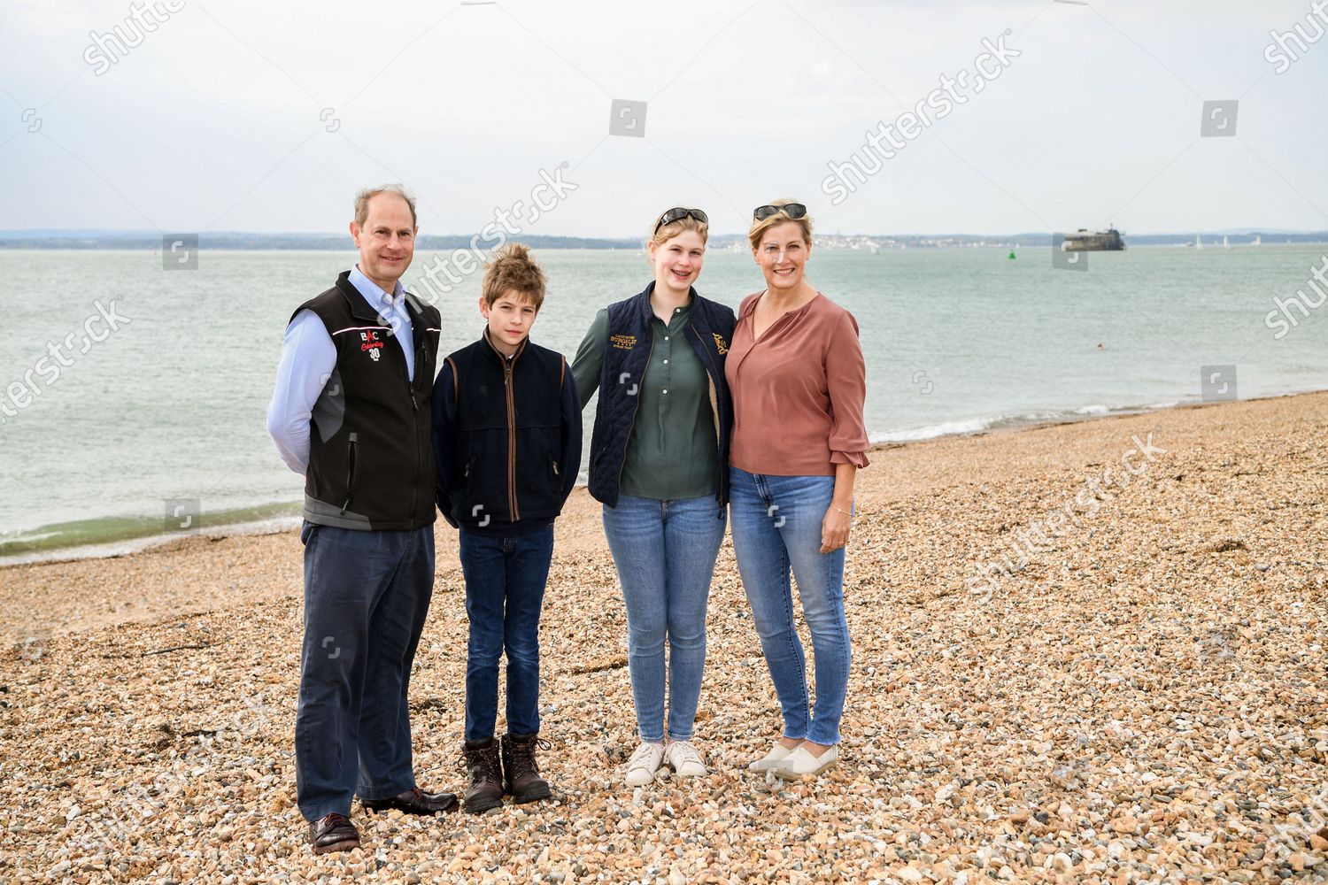 prince-edward-and-sophie-countess-of-wessex-great-british-beach-clean-southsea-beach-portsmouth-uk-shutterstock-editorial-10782998as.jpg