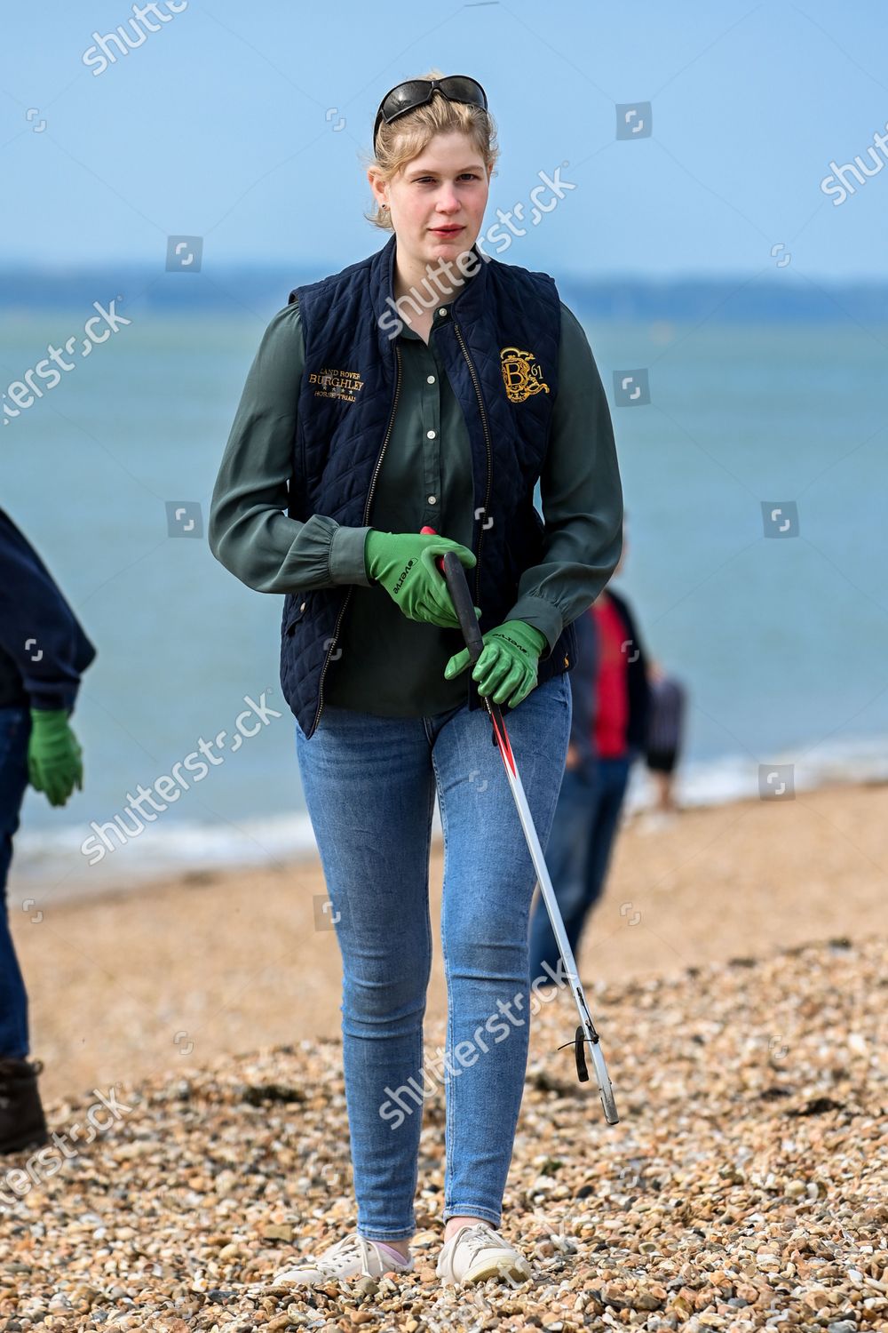prince-edward-and-sophie-countess-of-wessex-great-british-beach-clean-southsea-beach-portsmouth-uk-shutterstock-editorial-10782998bf.jpg