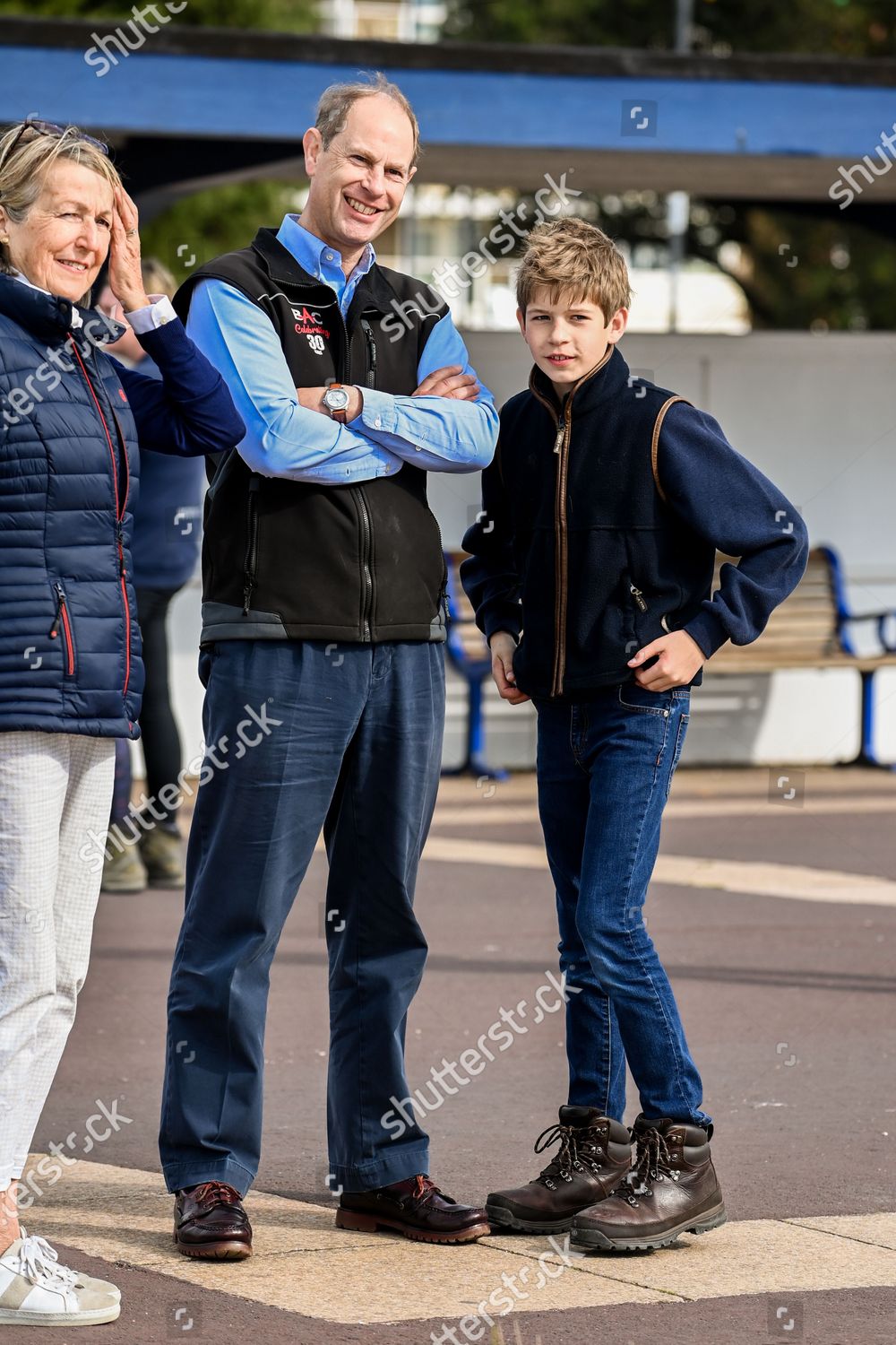 prince-edward-and-sophie-countess-of-wessex-great-british-beach-clean-southsea-beach-portsmouth-uk-shutterstock-editorial-10782998bm.jpg