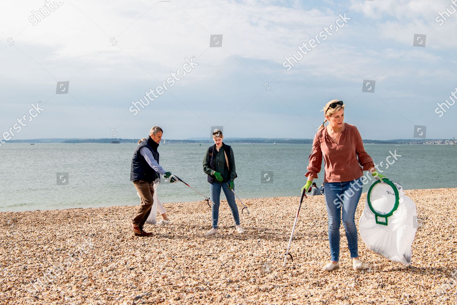 prince-edward-and-sophie-countess-of-wessex-great-british-beach-clean-southsea-beach-portsmouth-uk-shutterstock-editorial-10782998ct.jpg