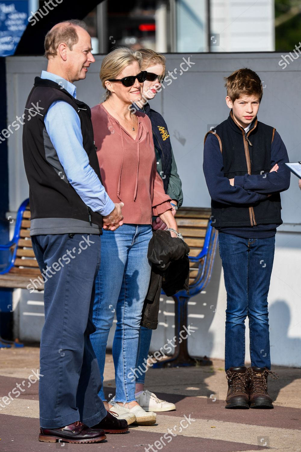 prince-edward-and-sophie-countess-of-wessex-great-british-beach-clean-southsea-beach-portsmouth-uk-shutterstock-editorial-10782998o.jpg