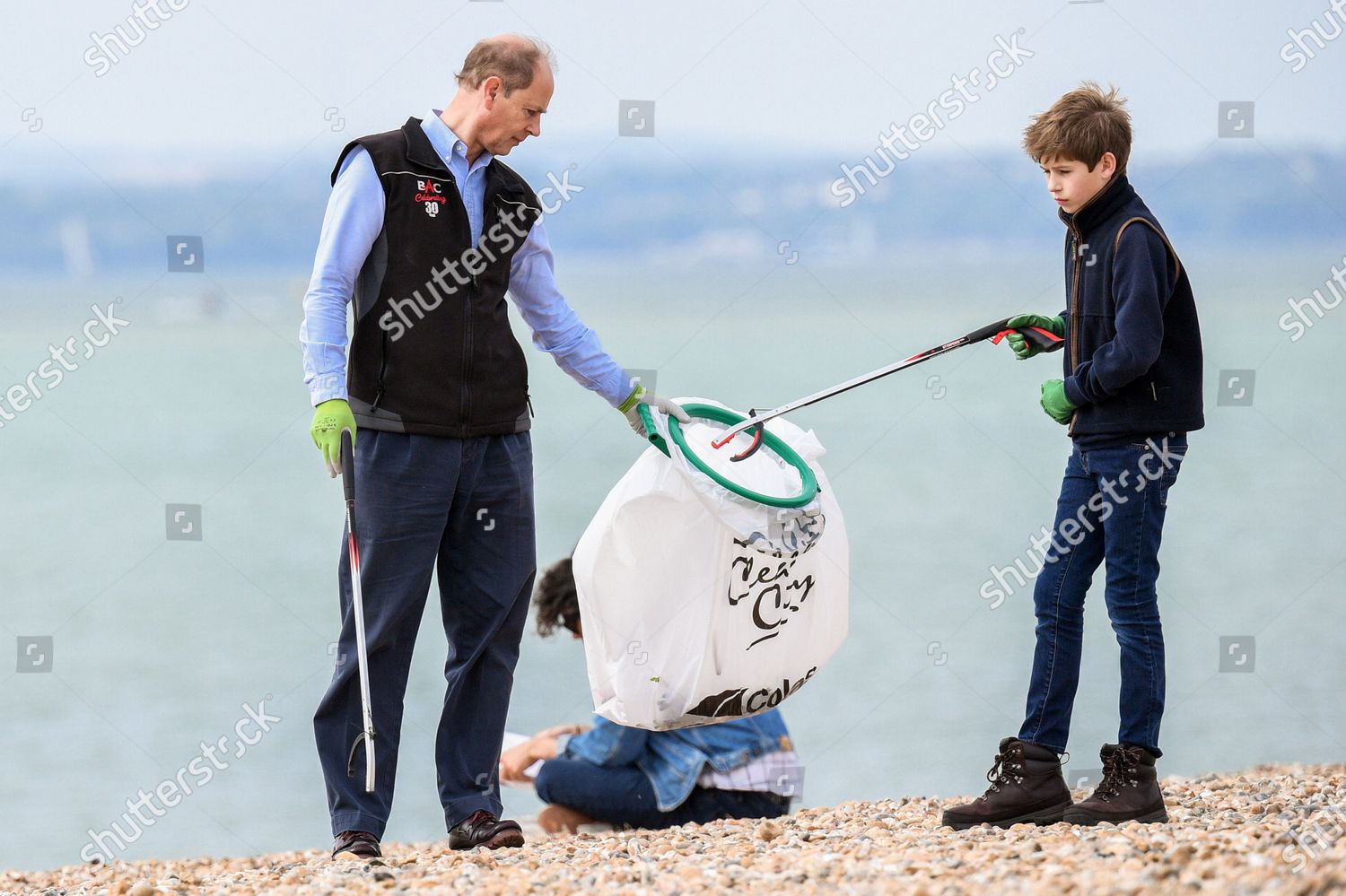 prince-edward-and-sophie-countess-of-wessex-great-british-beach-clean-southsea-beach-portsmouth-uk-shutterstock-editorial-10782998v.jpg
