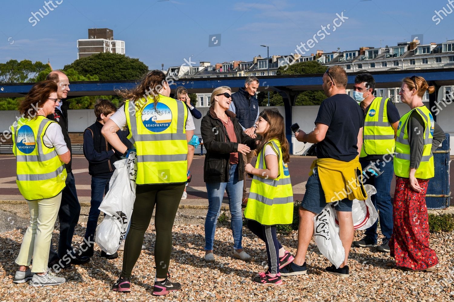 prince-edward-and-sophie-countess-of-wessex-great-british-beach-clean-southsea-beach-portsmouth-uk-shutterstock-editorial-10782998y.jpg