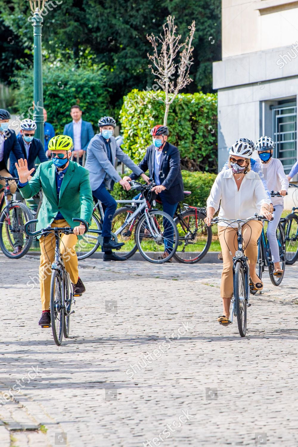 belgian-royals-cycle-on-car-free-sunday-brussels-belgium-shutterstock-editorial-10783150ae.jpg