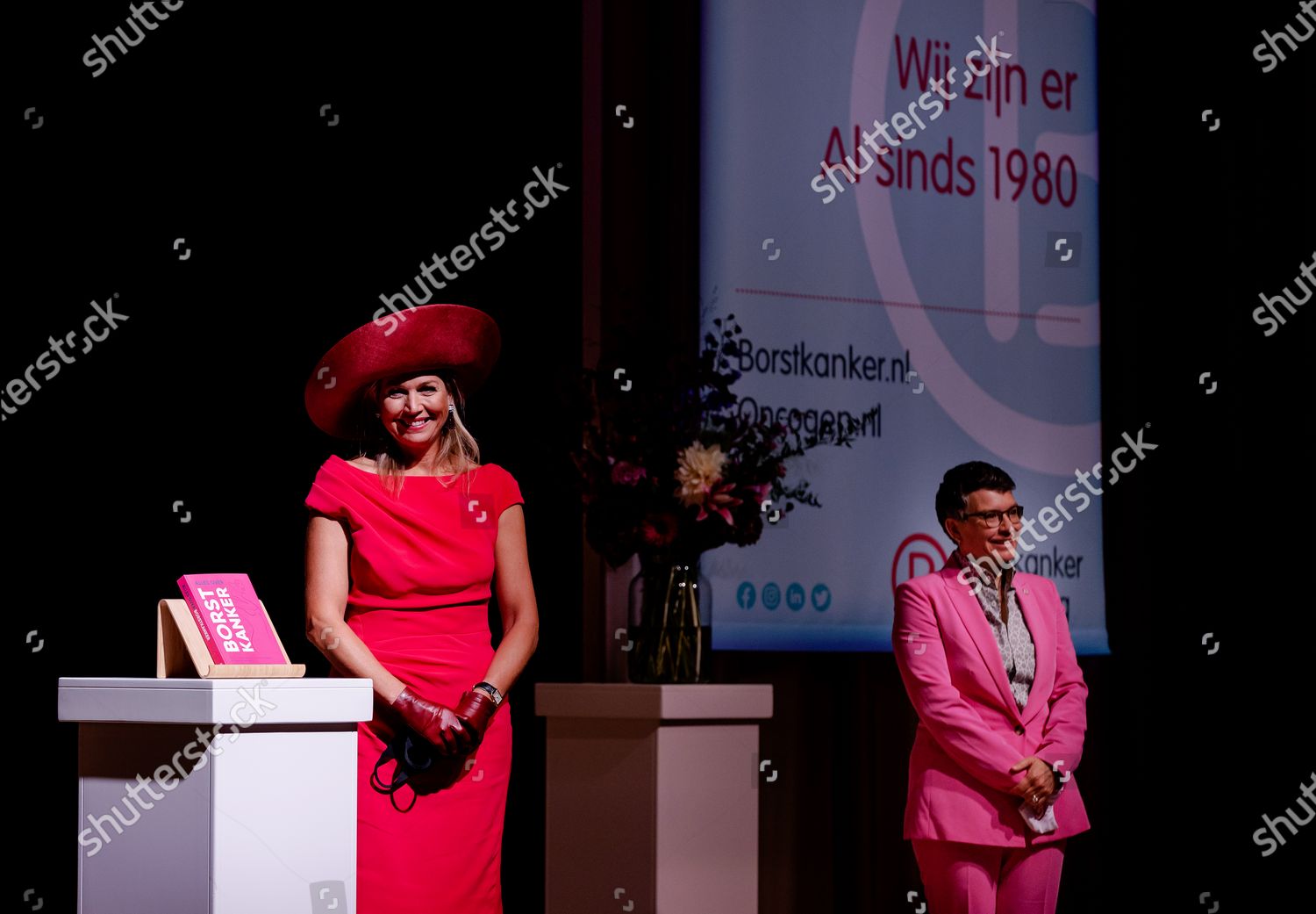 CASA REAL HOLANDESA - Página 68 Queen-maxima-attends-opening-of-breast-cancer-month-the-hague-the-netherlands-shutterstock-editorial-10818398e