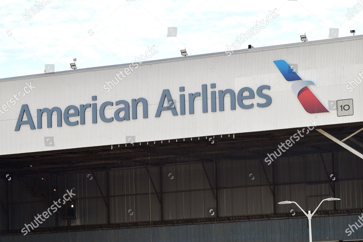 American Airlines Hanger Jfk Airport American Editorial Stock Photo ...