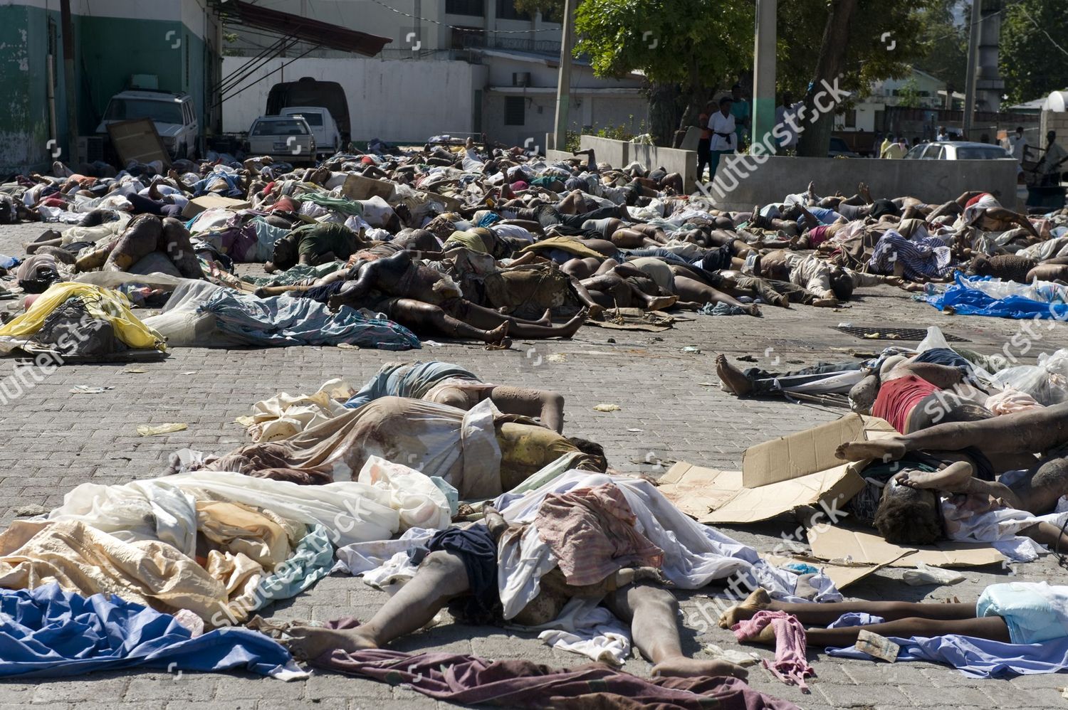 Hundreds Bodies Lie Openair Morgue Main Hospital Editorial Stock Photo Stock Image Shutterstock [ 998 x 1500 Pixel ]