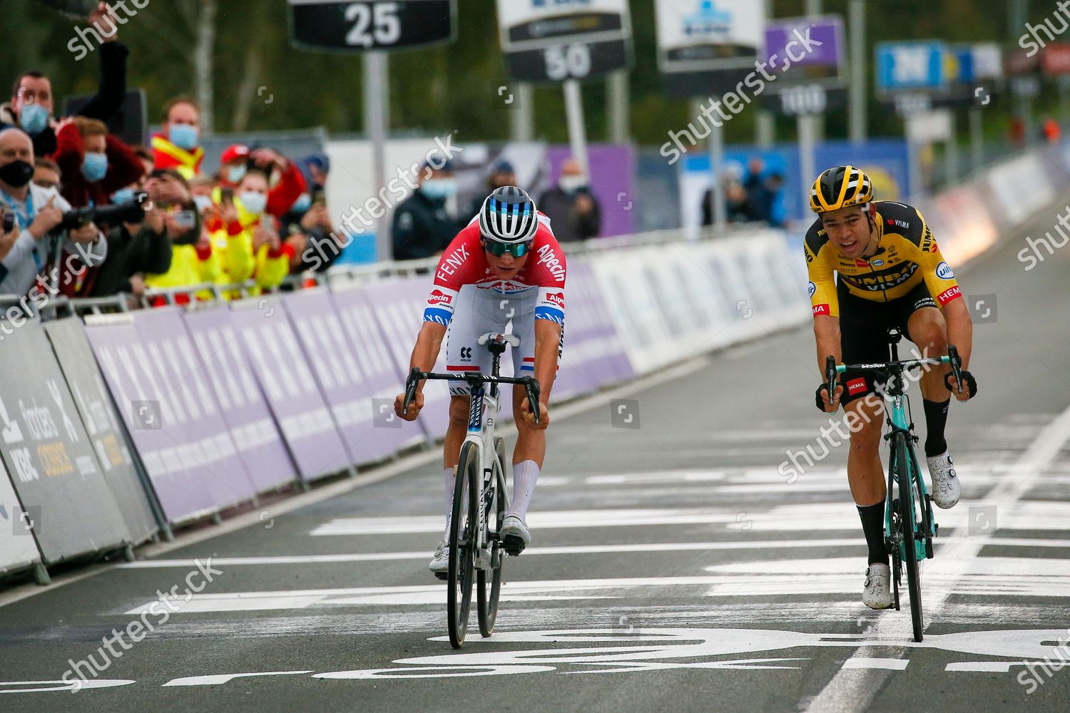 Van Der Poel Ronde Van Vlaanderen 2020 : Het Randje Van ...