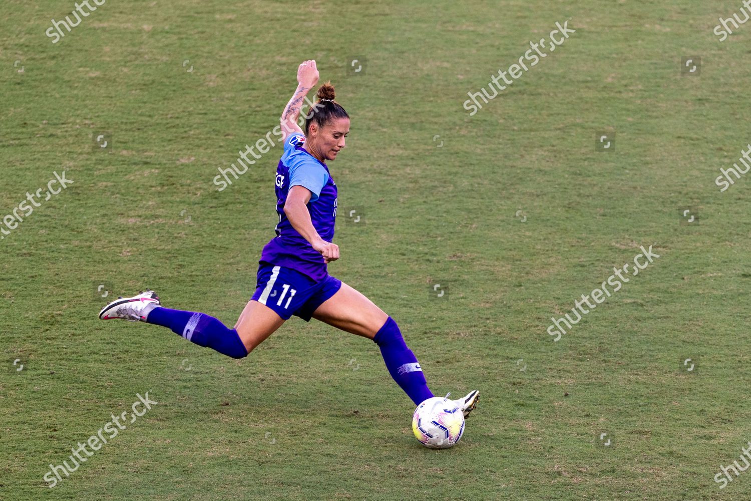 Free Kick By Defender Ali Krieger 11 Editorial Stock Photo Stock Image Shutterstock