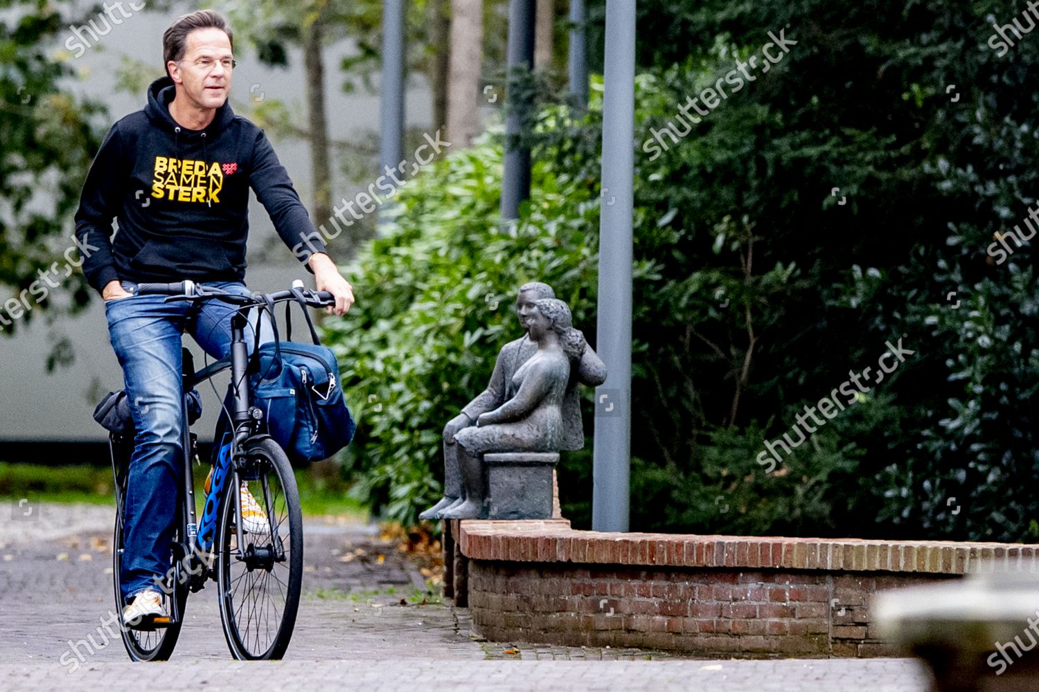 mark rutte bicycle