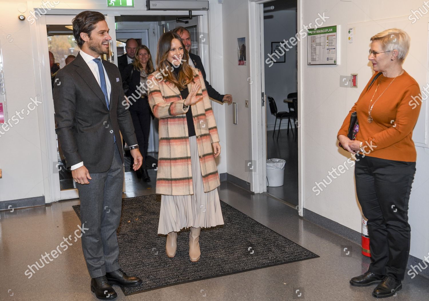 CASA REAL DE SUECIA - Página 78 Princess-sofia-and-prince-carl-philip-visit-varmland-sweden-shutterstock-editorial-10977745n