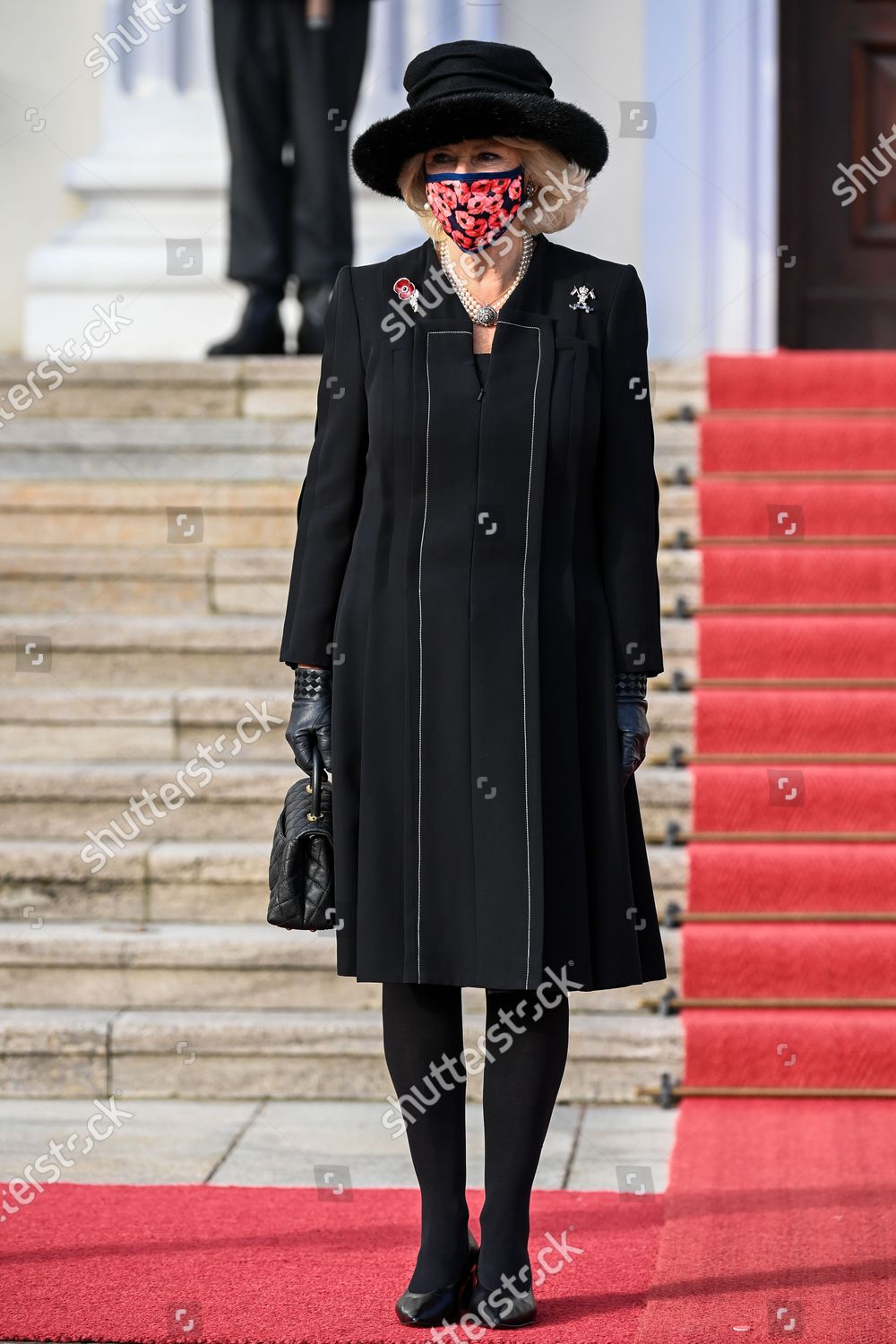 CASA REAL BRITÁNICA - Página 15 Prince-charles-and-camilla-duchess-of-cornwall-visit-to-berlin-germany-shutterstock-editorial-11016282f