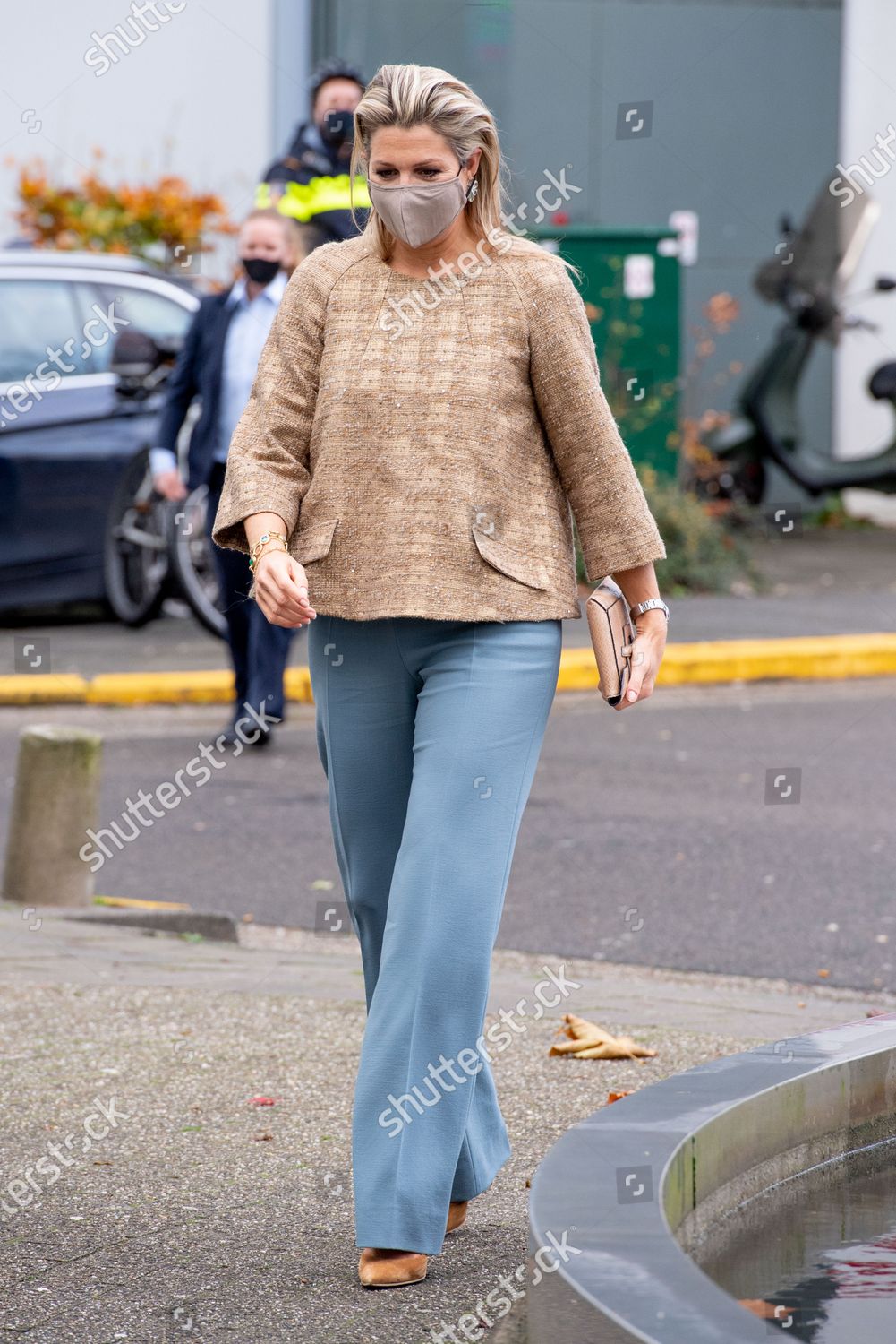 CASA REAL HOLANDESA - Página 77 Queen-maxima-visit-to-mbo-school-utrecht-the-netherlands-shutterstock-editorial-11023065a