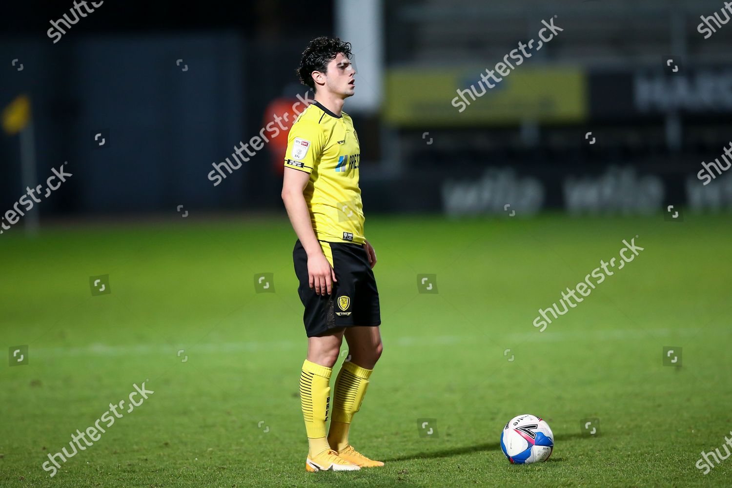 Dziennikarskie Zdjecia Stockowe Joe Powell 8 Burton Albion Lines Free Zdjecia Stockowe Shutterstock