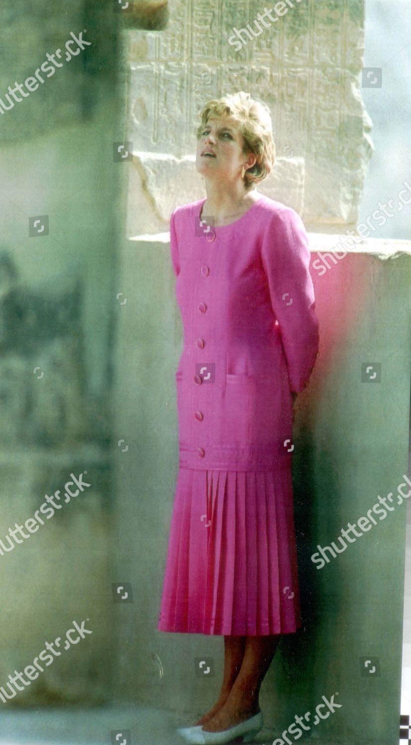 Princess Diana 1992 Princess Diana Visits Editorial Stock Photo - Stock ...