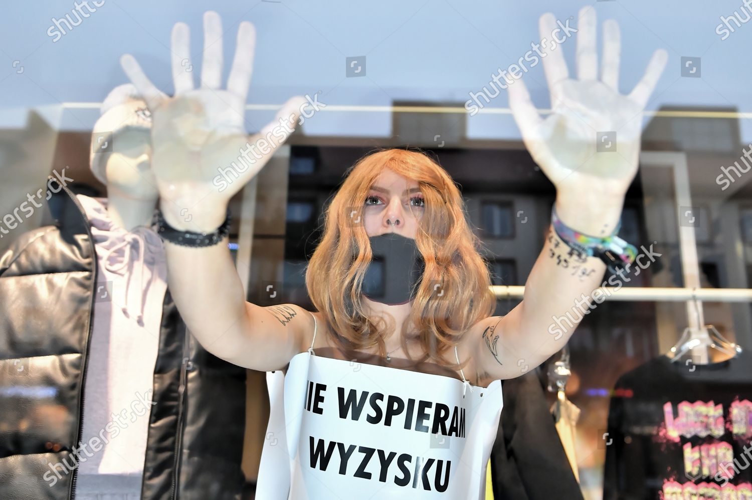 Extinction Rebellion Wroclaw Activist Covered Placard I Editorial Stock Photo Stock Image Shutterstock