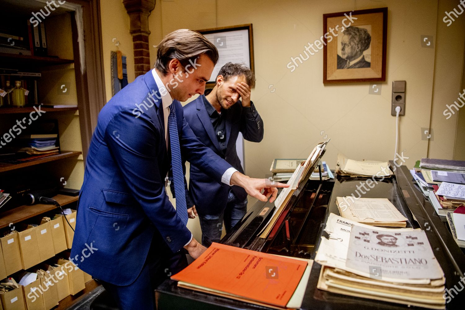 Thierry Baudet Playing On Piano Fvd Forum Redaktionelles Stockfoto Stockbild Shutterstock