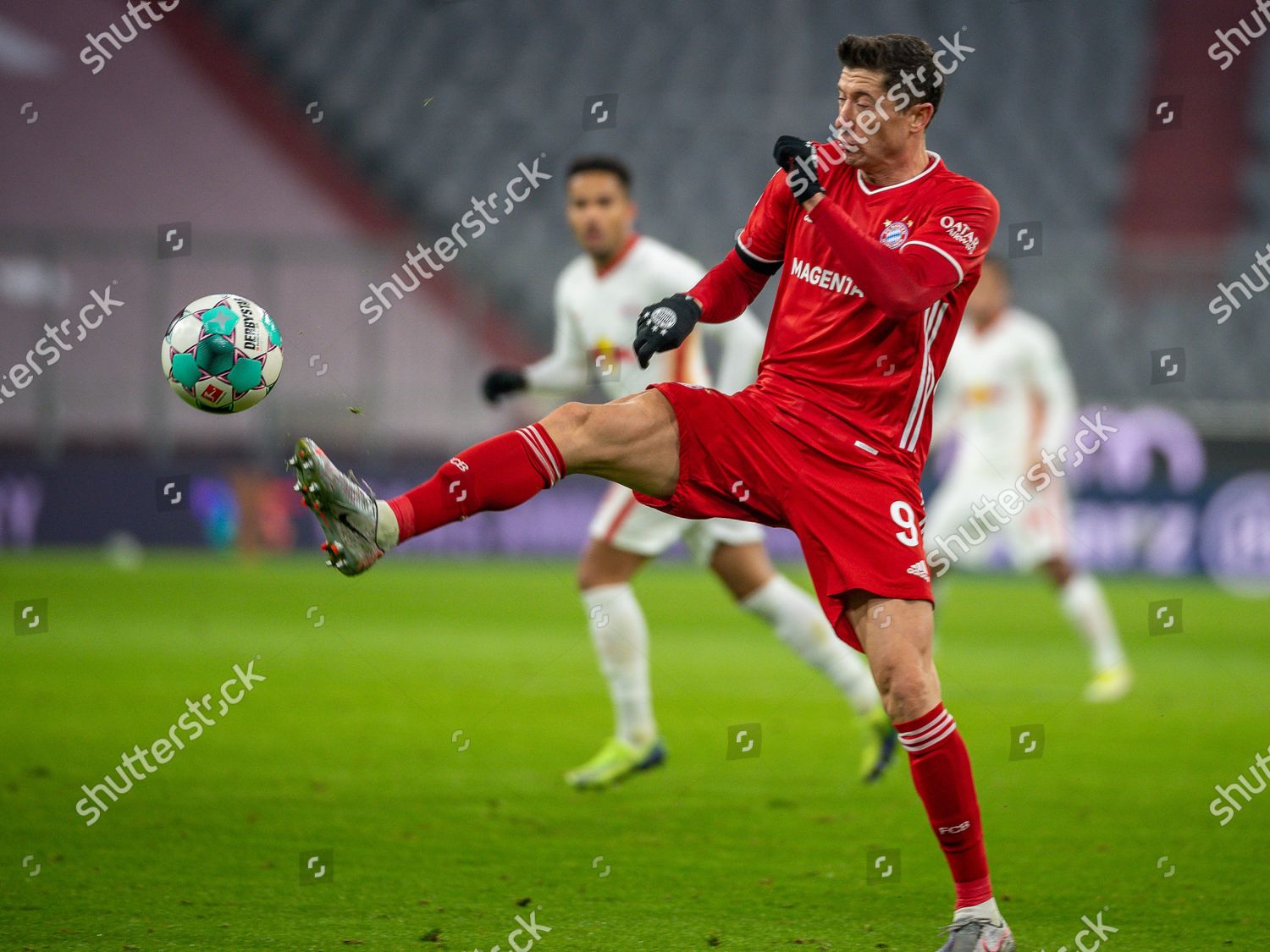 Robert Lewandowski 9 Fc Bayern Muenchen Editorial Stock Photo Stock Image Shutterstock