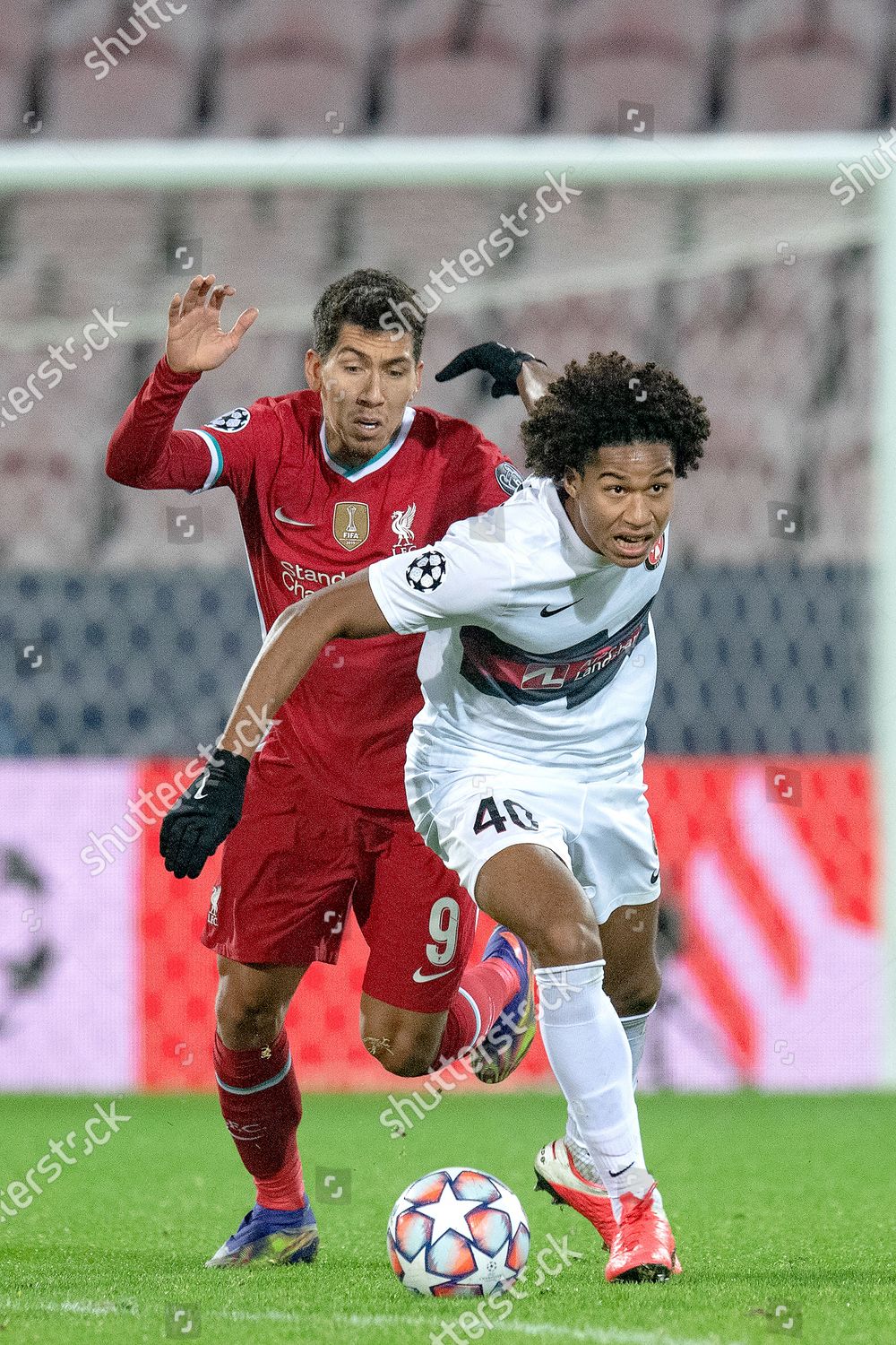 Midtjyllands Jens Cajuste R Action Against Liverpools Redaktionelles Stockfoto Stockbild Shutterstock