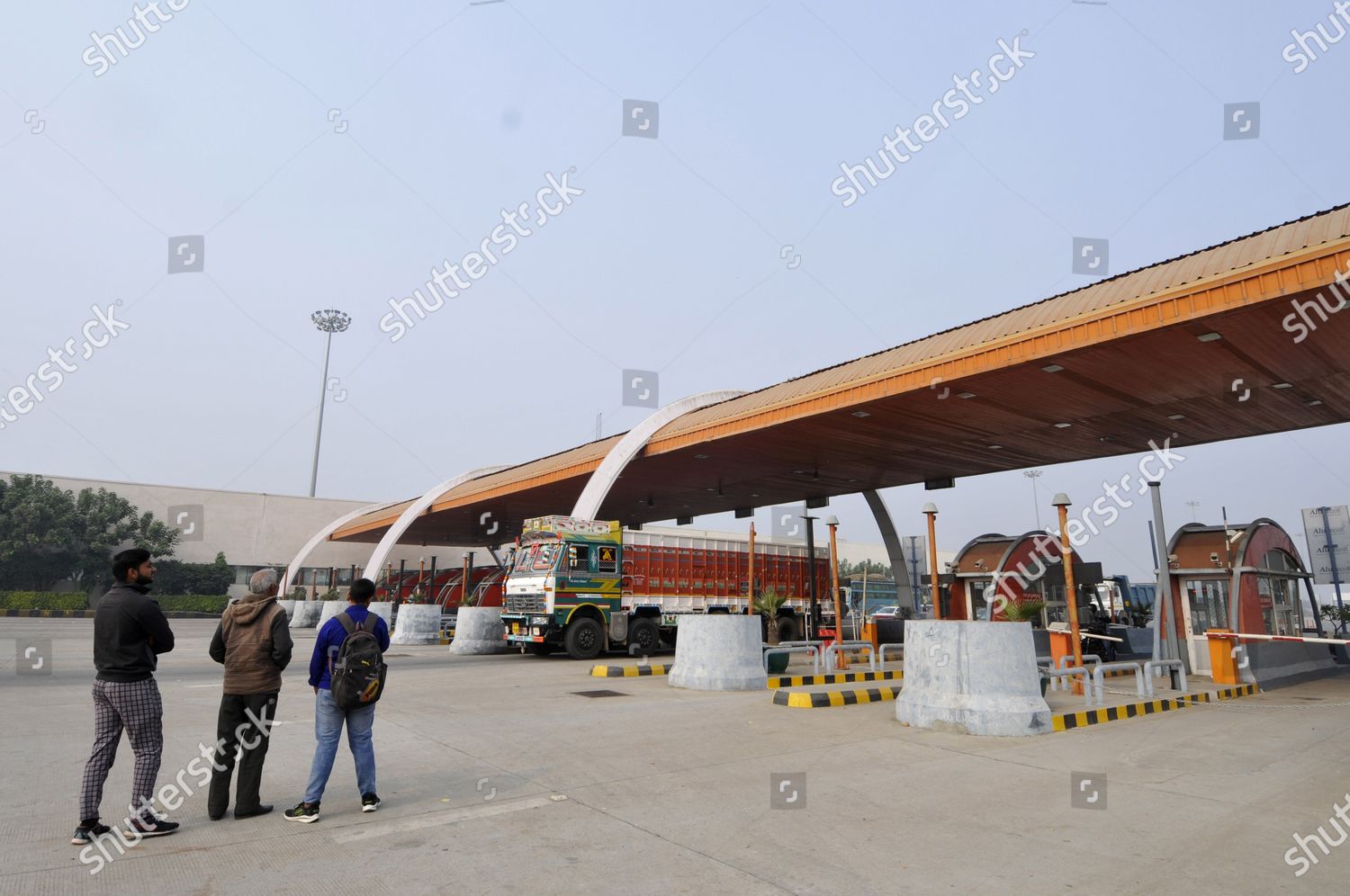 View Yamuna Expressway Jewar Toll Plaza Editorial Stock Photo Stock View Yamuna Expressway Jewar Toll Plaza Editorial Stock Photo Stock