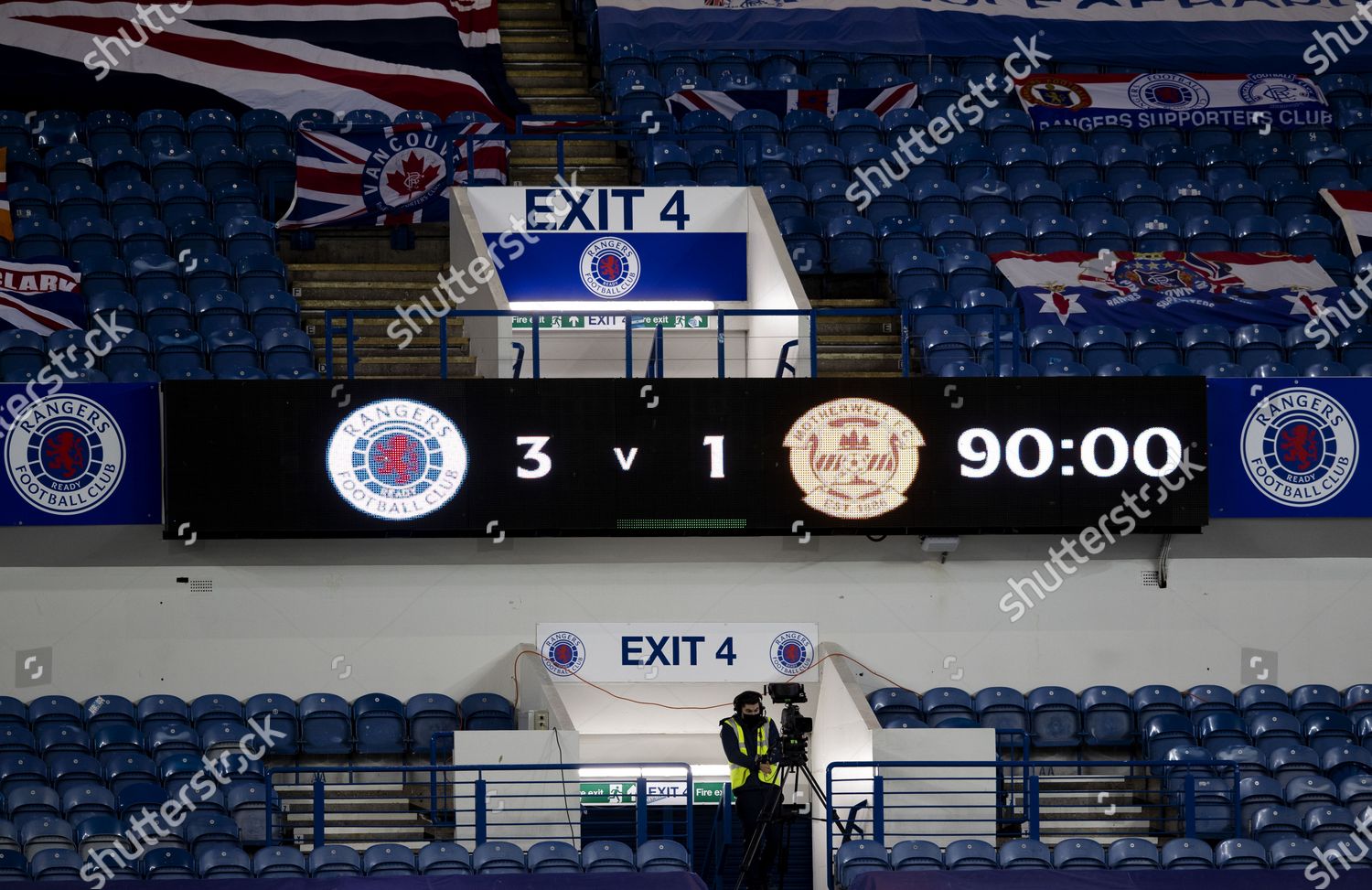 Final Scoreboard Reads Rangers 3 1 Motherwell Redaktionelles Stockfoto Stockbild Shutterstock