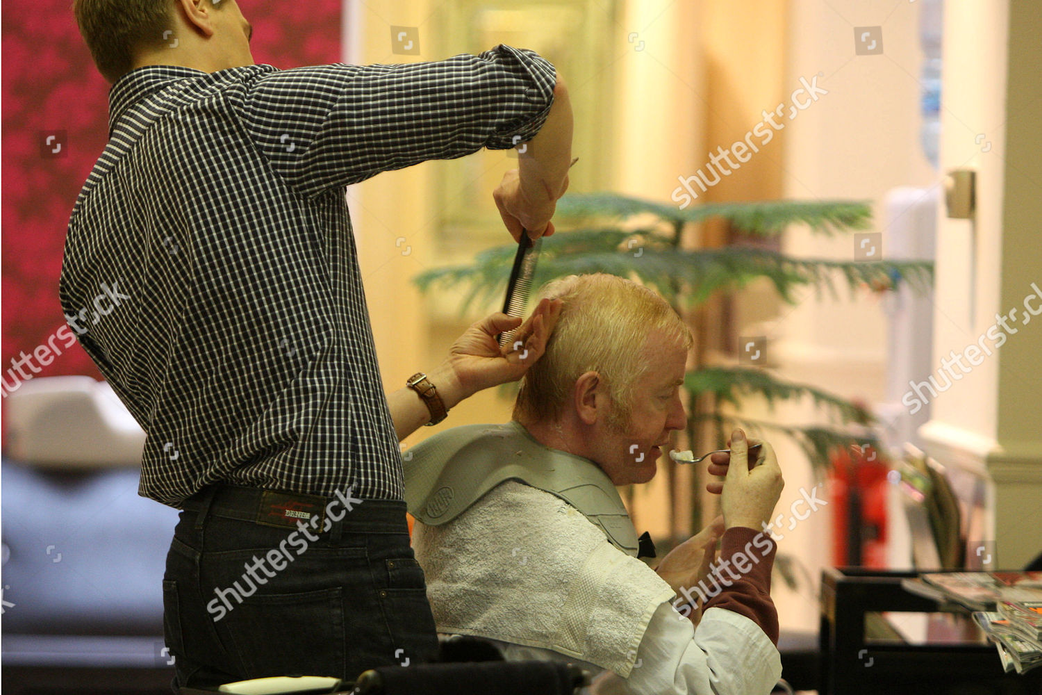 Chris Evans Having His Hair Cut Editorial Stock Photo Stock