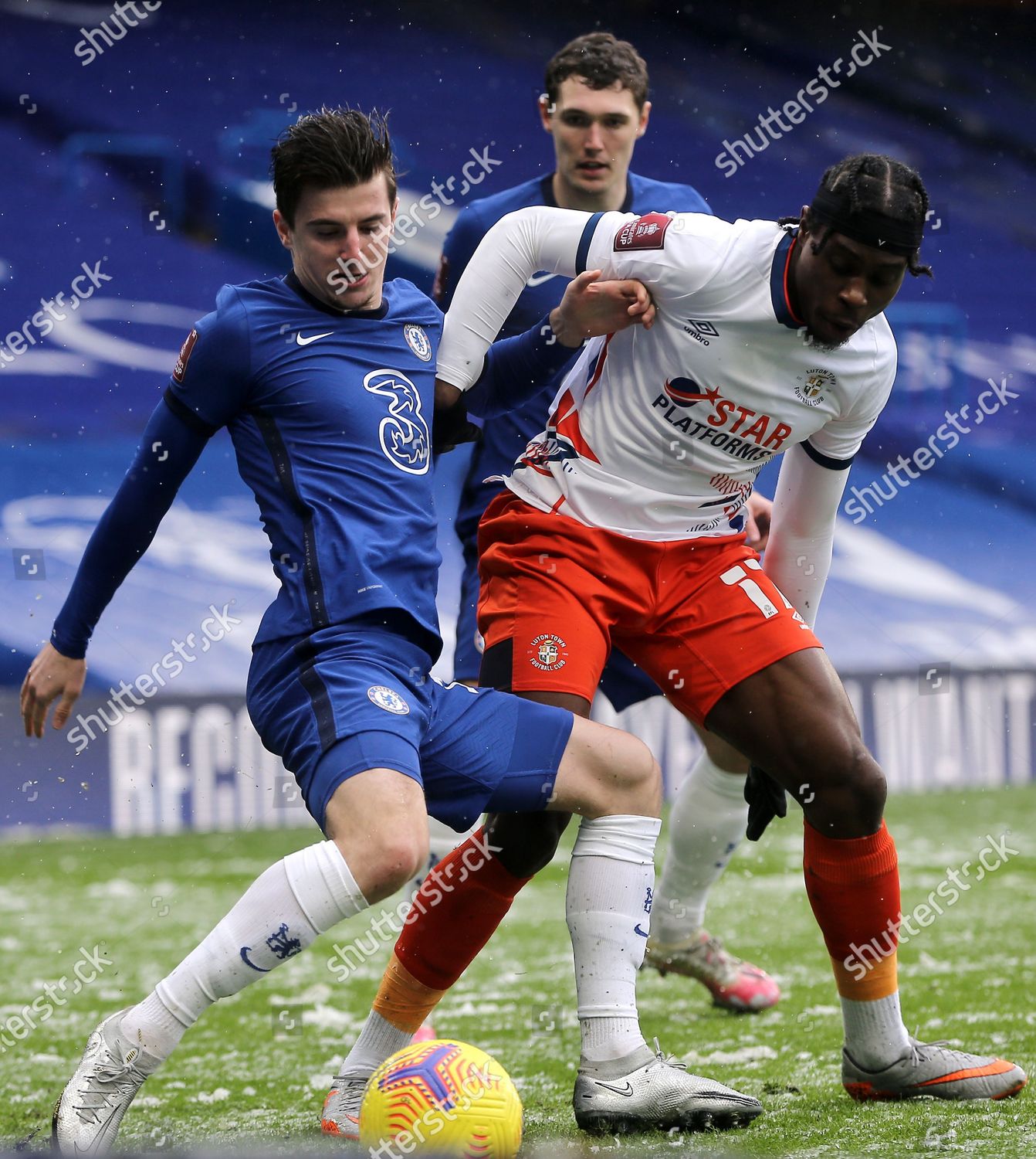 Mason Mount Chelsea Battles Pellyruddock Mpanzu Luton Editorial Stock Photo Stock Image Shutterstock