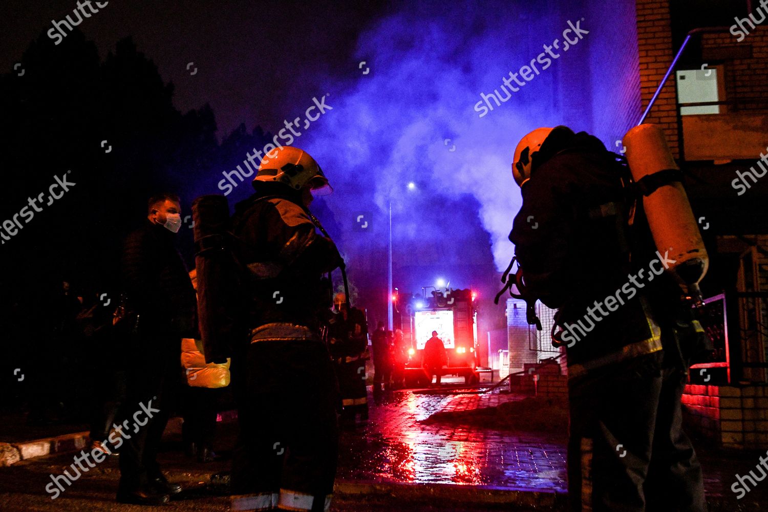 Firefighters Deal Fatal Fire Intensive Care Editorial Stock Photo ...