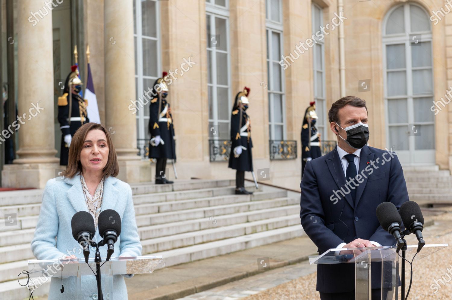 Maia Sandu Emmanuel Macron Elysee Palace Redaktionelles Stockfoto Stockbild Shutterstock